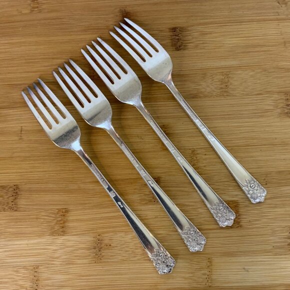 Rogers & Son IS April Silverplate 4 Dinner Forks Vintage Flatware 1950 - Picture 2 of 4